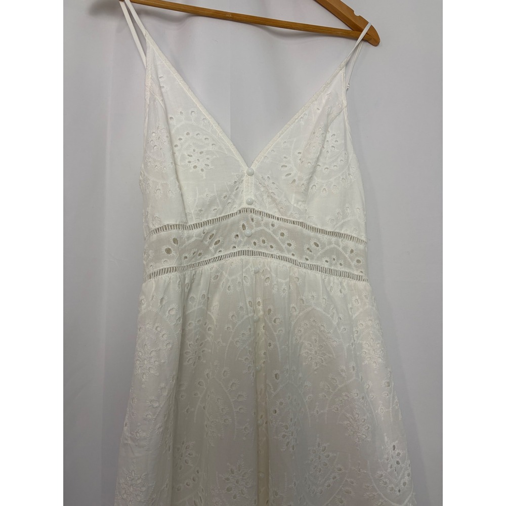 NWT White Eyelet Lace Maxi Dress V-Neck Large Boho Summer Bridal Cottagecore - Picture 3 of 11
